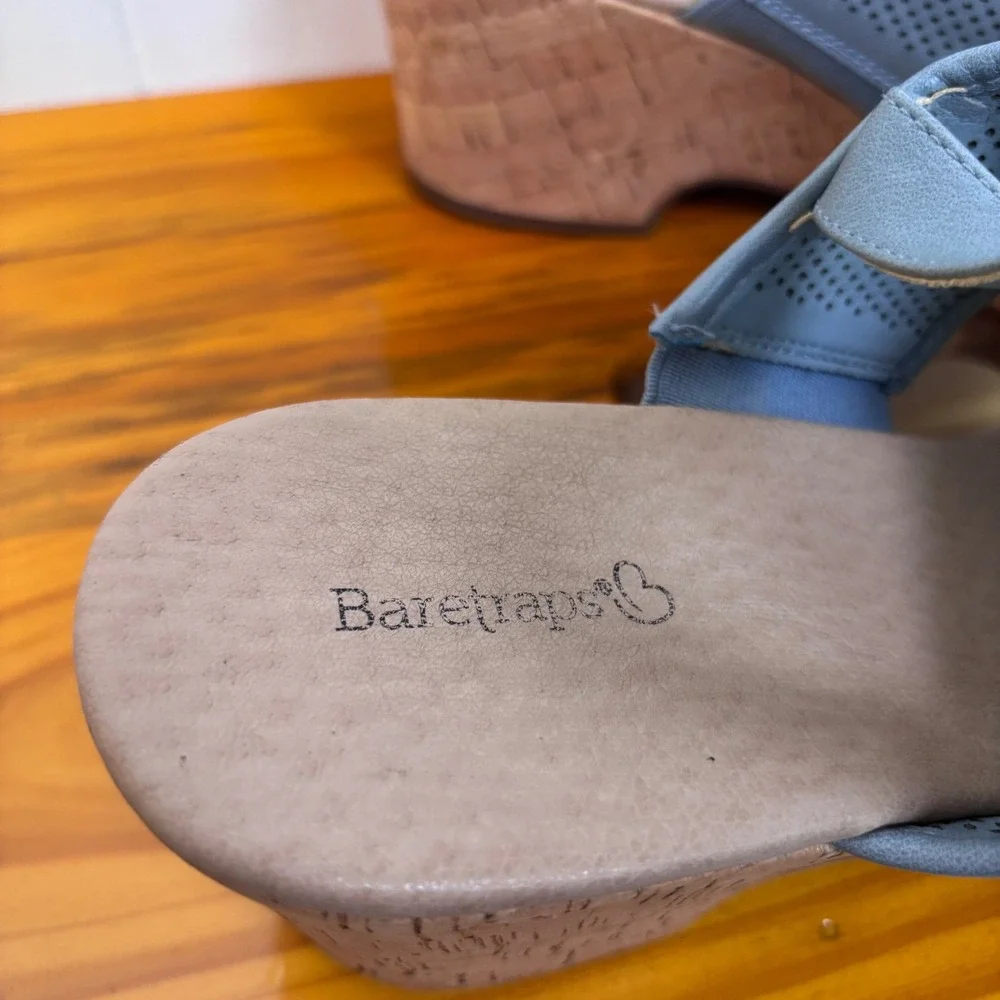 Baretraps Abia Wedge Sandals Perforated‎ Adjustable Strap Blue Comfort 11W